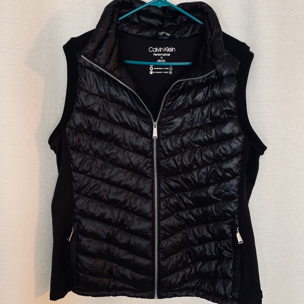 Calvin Klein performance vest 1X